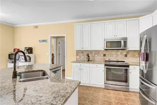 2150 Laurel Lake Dr, Suwanee, GA 30024 - Photo 11
