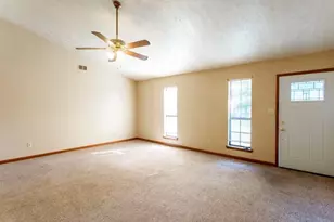 399 Sir Winston Ct, Jonesboro, GA 30238 - Photo 3