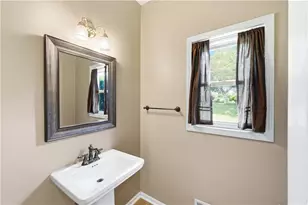 170 Ruby Forest Pkwy, Suwanee, GA 30024 - Photo 19