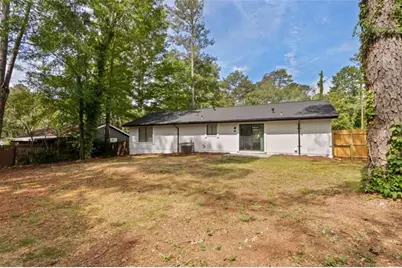 8878 Burnham Way, Jonesboro, GA 30238 - Photo 29
