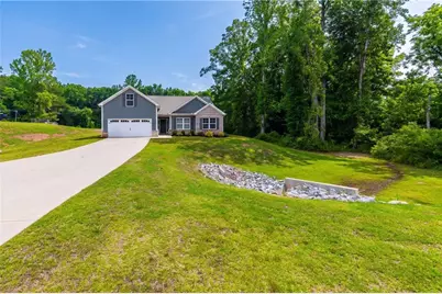 85 Finch Court, Winder, GA 30680 - Photo 3