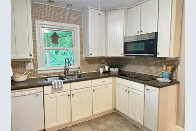 2181 Medfield Trail NE, Atlanta, GA 30345 - Photo 15