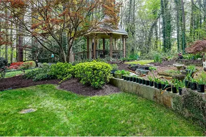 195 Stone Mill Trail, Atlanta, GA 30328 - Photo 29