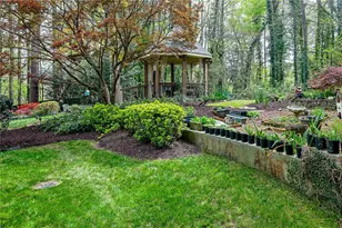 195 Stone Mill Trail, Atlanta, GA 30328 - Photo 29