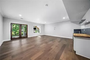 6321 Hunting Creek Rd, Sandy Springs, GA 30328 - Photo 55