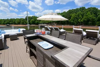 305 Lakeshore Drive, Hartwell, GA 30643 - Photo 3
