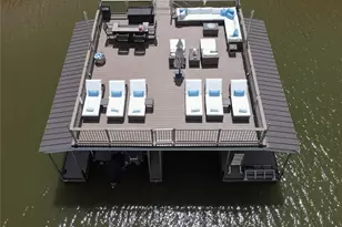305 Lakeshore Dr, Hartwell, GA 30643 - Photo 3