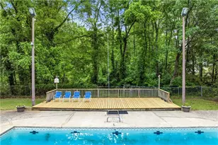 630 Battersea Dr, Lawrenceville, GA 30044 - Photo 25