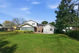 137 Bonnie Ln NW, Lilburn, GA 30047 - Photo 33