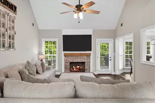 221 Woodford Way SE, Calhoun, GA 30701 - Photo 7