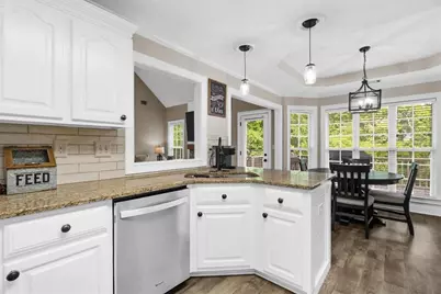 221 Woodford Way SE, Calhoun, GA 30701 - Photo 15