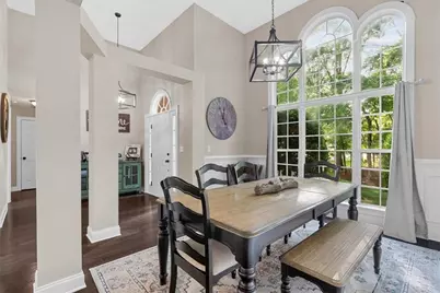 221 Woodford Way SE, Calhoun, GA 30701 - Photo 5