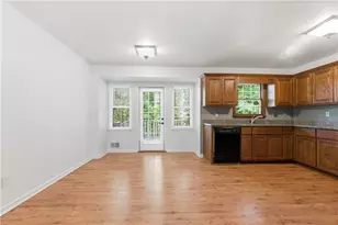 3391 Blue Jay Dr, Duluth, GA 30096 - Photo 11
