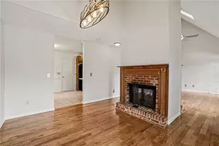 4328 Keheley Lake Ct NE, Marietta, GA 30066 - Photo 7