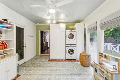 2988 Rockingham Drive NW, Atlanta, GA 30327 - Photo 29