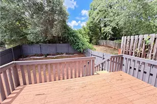 1783 Barrington Ovrlk, Marietta, GA 30066 - Photo 5