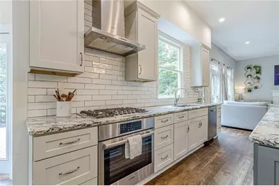 7640 Brookstead Crossing, Johns Creek, GA 30097 - Photo 17