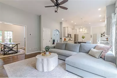 7640 Brookstead Crossing, Johns Creek, GA 30097 - Photo 11