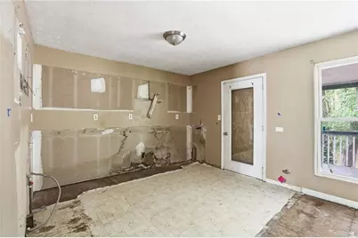 3570 Brenda Court, Douglasville, GA 30135 - Photo 15