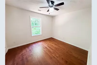 603 Marsh Lake Road, Lawrenceville, GA 30045 - Photo 11