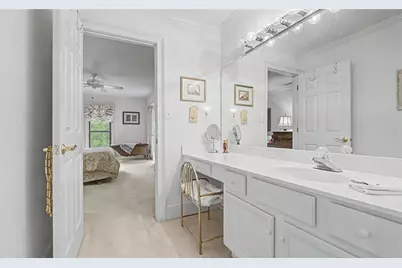 23201 Plantation Drive, Atlanta, GA 30324 - Photo 13