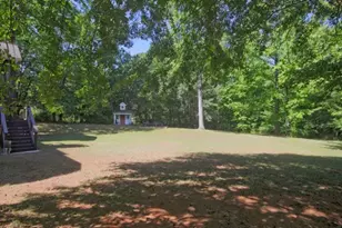 1692 N Hadaway Rd NW, Kennesaw, GA 30152 - Photo 11