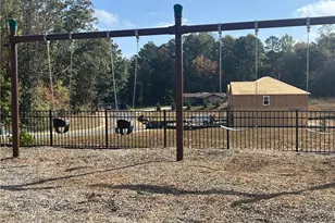 330 Jarrett St, Fairburn, GA 30213 - Photo 5