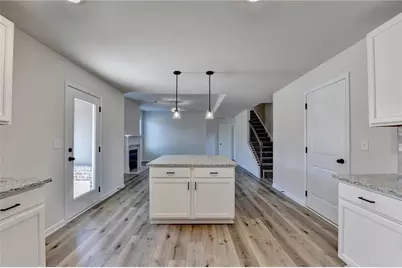 646 Rodeo Drive, Auburn, GA 30011 - Photo 17
