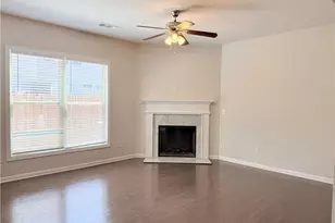 1033 Haley Woods Ln, Lawrenceville, GA 30043 - Photo 5