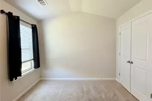 1033 Haley Woods Ln, Lawrenceville, GA 30043 - Photo 25
