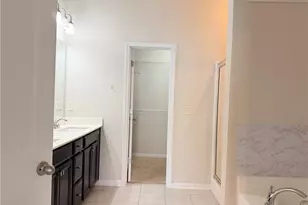 1033 Haley Woods Ln, Lawrenceville, GA 30043 - Photo 15