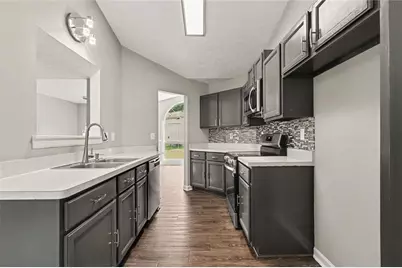 5687 Wellborn Oaks Court, Lithonia, GA 30058 - Photo 13