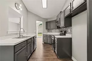 5687 Wellborn Oaks Ct, Lithonia, GA 30058 - Photo 13