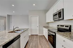123 Wynn Wy, Pendergrass, GA 30567 - Photo 11