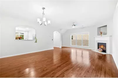 6170 Thorncrest Drive, Tucker, GA 30084 - Photo 9