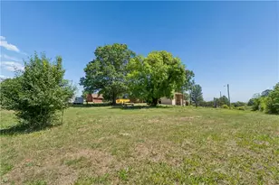 3774 Friendship Cir, Buford, GA 30519 - Photo 29
