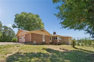 3774 Friendship Cir, Buford, GA 30519 - Photo 3