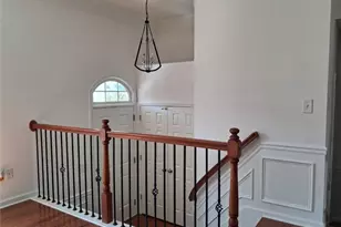 1377 Thornborough Dr, Alpharetta, GA 30004 - Photo 3