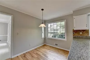 2451 Meadowglen Trail, Snellville, GA 30078 - Photo 21