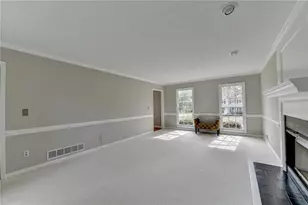 2451 Meadowglen Trail, Snellville, GA 30078 - Photo 13