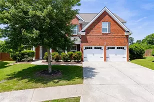 820 Sapphire Ln, Sugar Hill, GA 30518 - Photo 1