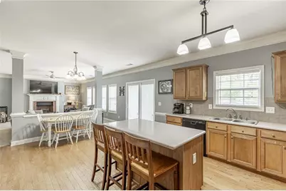 820 Sapphire Lane, Sugar Hill, GA 30518 - Photo 13