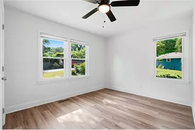 320 Camfield Court SW, Atlanta, GA 30310 - Photo 17