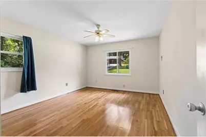 1744 Reindeer Drive NE, Atlanta, GA 30329 - Photo 15
