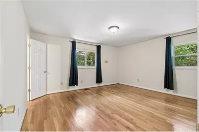 1744 Reindeer Drive NE, Atlanta, GA 30329 - Photo 13