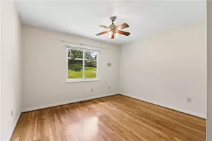 1744 Reindeer Dr NE, Atlanta, GA 30329 - Photo 17