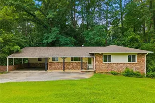 1744 Reindeer Dr NE, Atlanta, GA 30329 - Photo 31