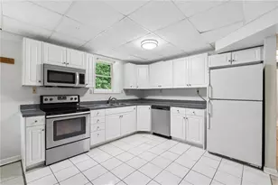1744 Reindeer Dr NE, Atlanta, GA 30329 - Photo 21