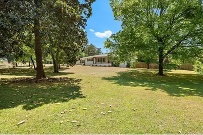 1172B Alabama Street, Carrollton, GA 30117 - Photo 5