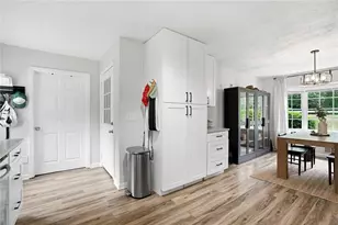 2134 E Cherokee Dr, Woodstock, GA 30188 - Photo 11